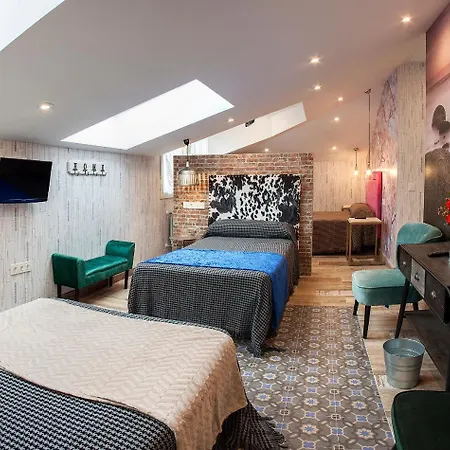 Hostal El Aparcamiento-2